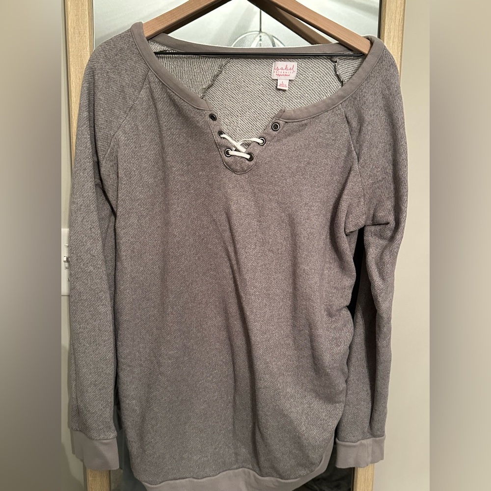 EUC Ingrid & Isabel Maternity Sweatshirt